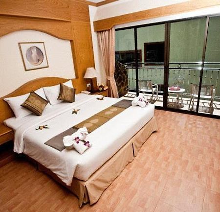 U Tai Tip Guest House Phuket Szoba fotó