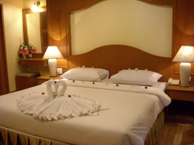 U Tai Tip Guest House Phuket Kültér fotó